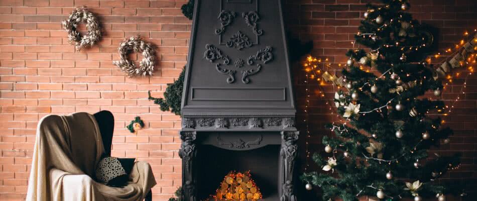 Idealna dekoracja kominka – inspirujące pomysły na ozdobę, która przyciągnie wzrok gości