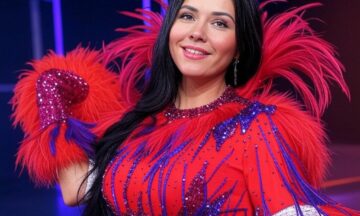 Kabaret – Od Moulin Rouge do nowoczesnych scen. Historia strojów kabaretowych – od piór i cekinów po współczesne interpretacje, które nadal kuszą publiczność